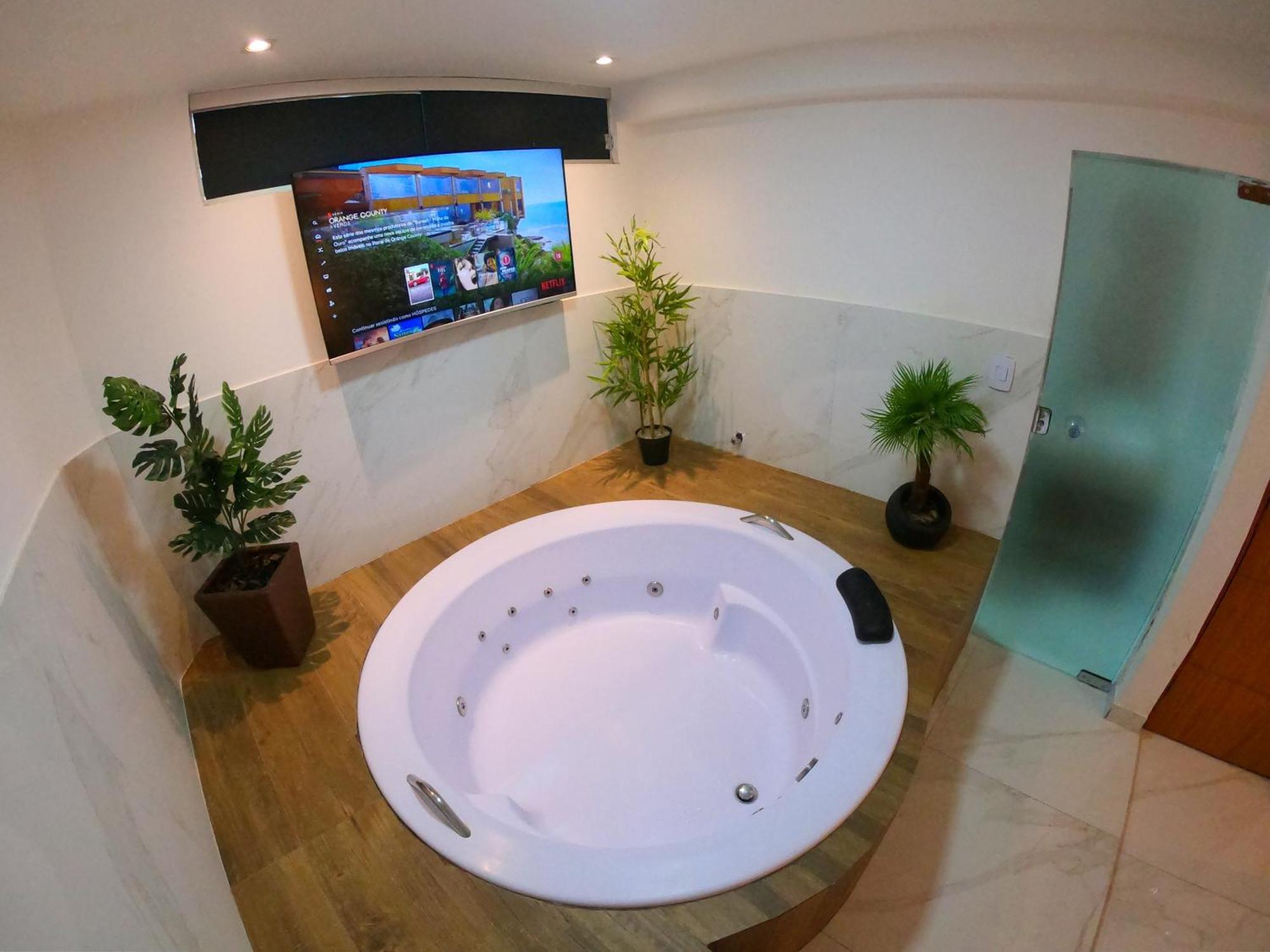 Apartmán Th 101 - Flat Com Banheira De Hidromassagem Governador Valadares Exteriér fotografie