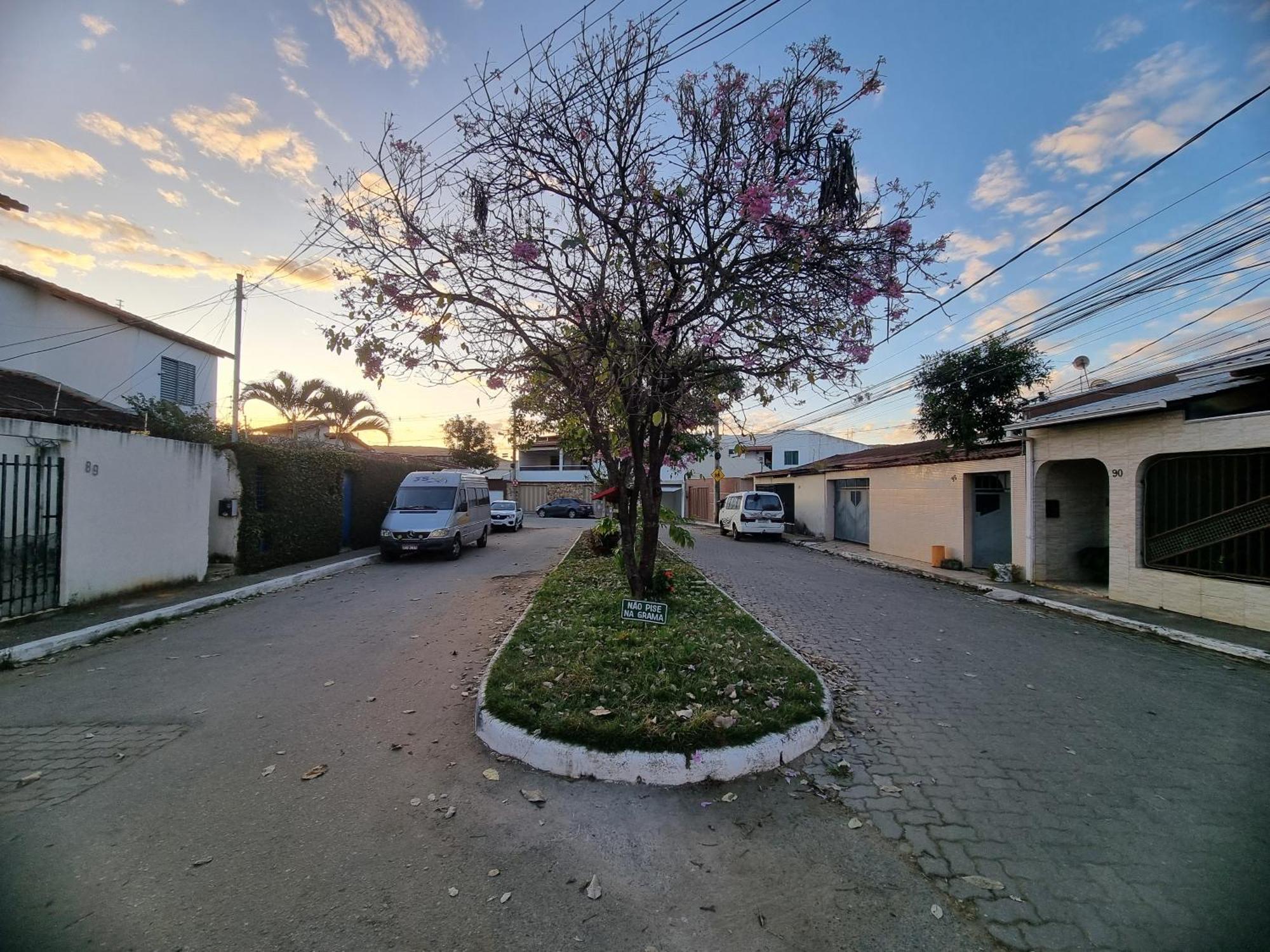 Apartmán Th 101 - Flat Com Banheira De Hidromassagem Governador Valadares Exteriér fotografie